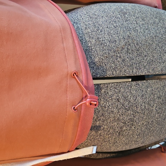 Gymshark x Whitney Simmons crop hoodie - Picture 3 of 8